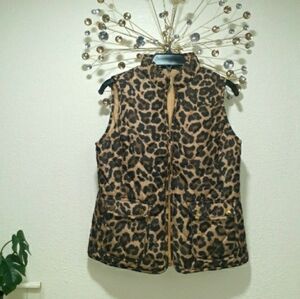 NWOT Animal Print Leopard Puffer